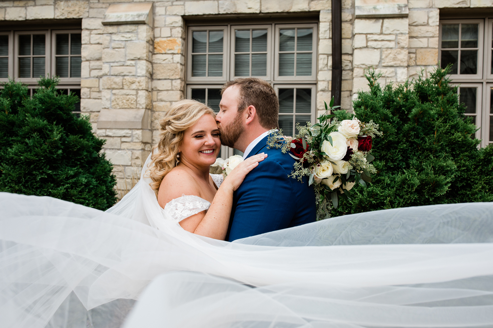 Minnesota Wedding Photographer - Liz Marie Photography LLC